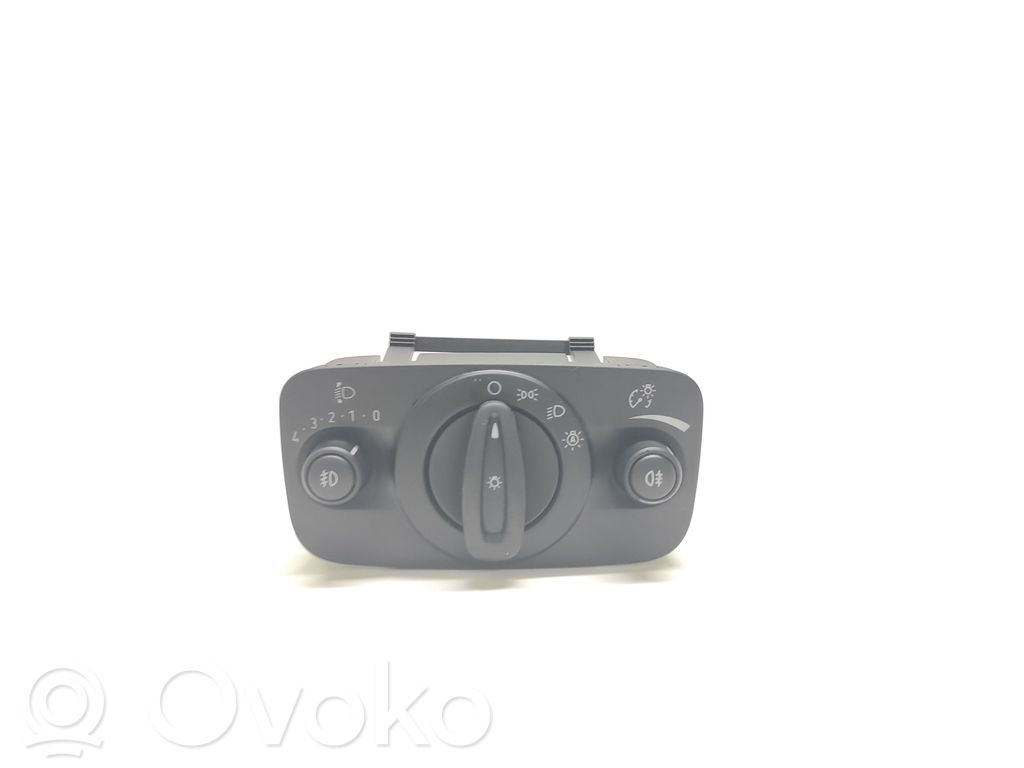 Ford Ecosport Light switch 
