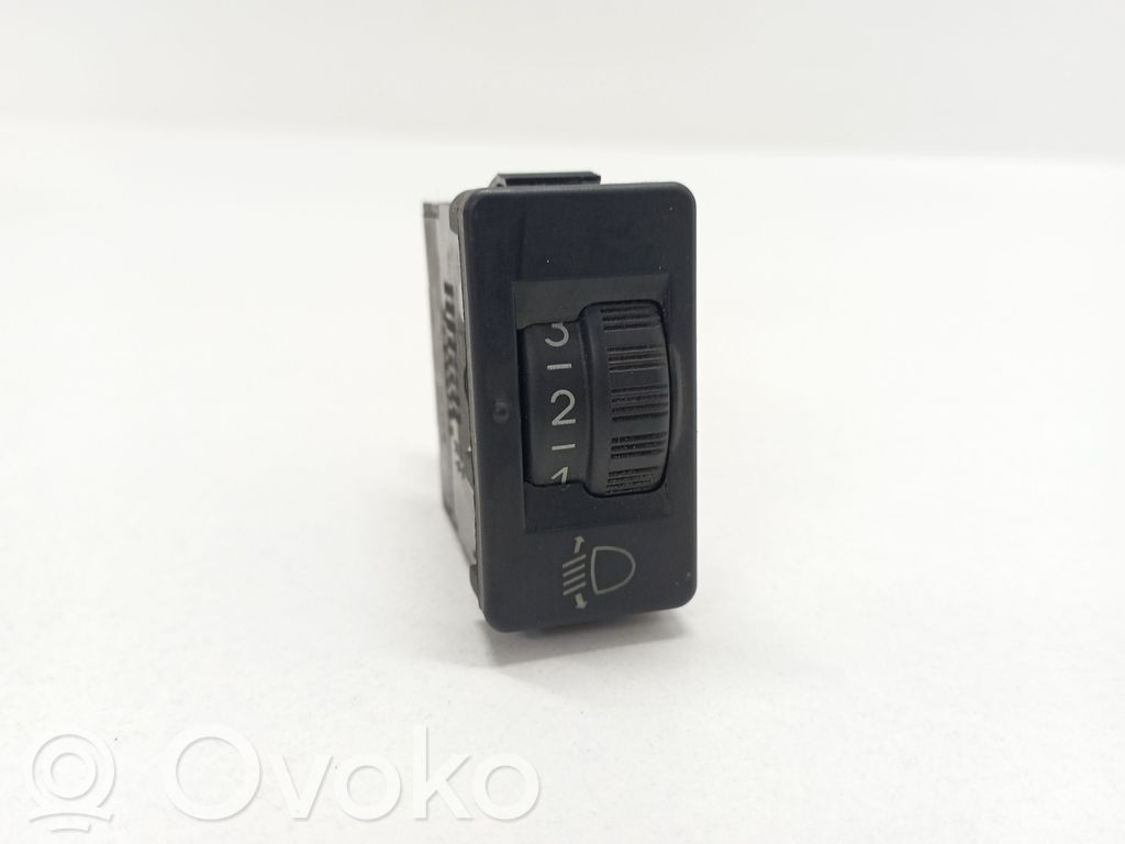 Headlight level height control switch   96384422,96366692