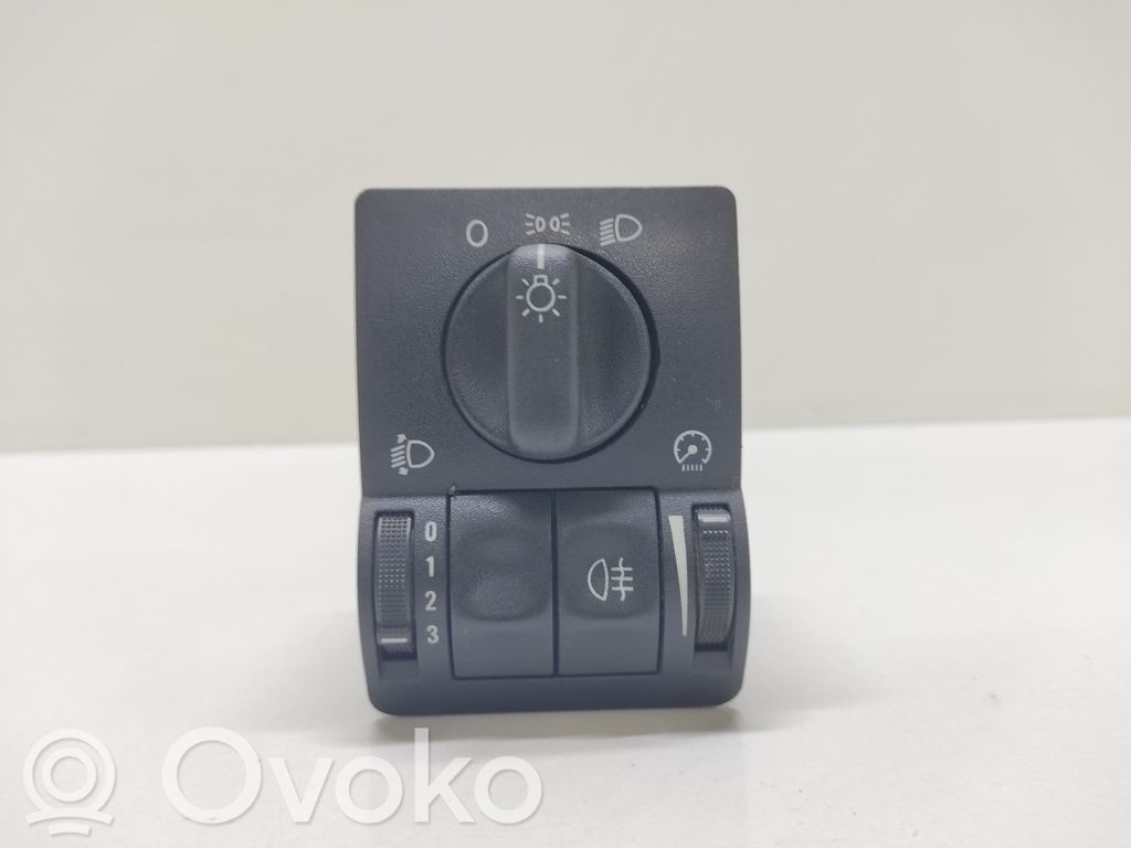 Light switch   90561383,90437885