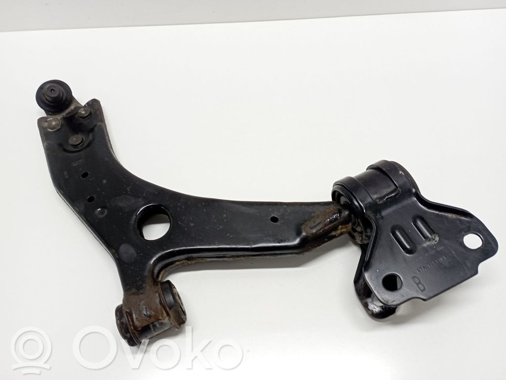 Ford Focus Front lower control arm/wishbone 