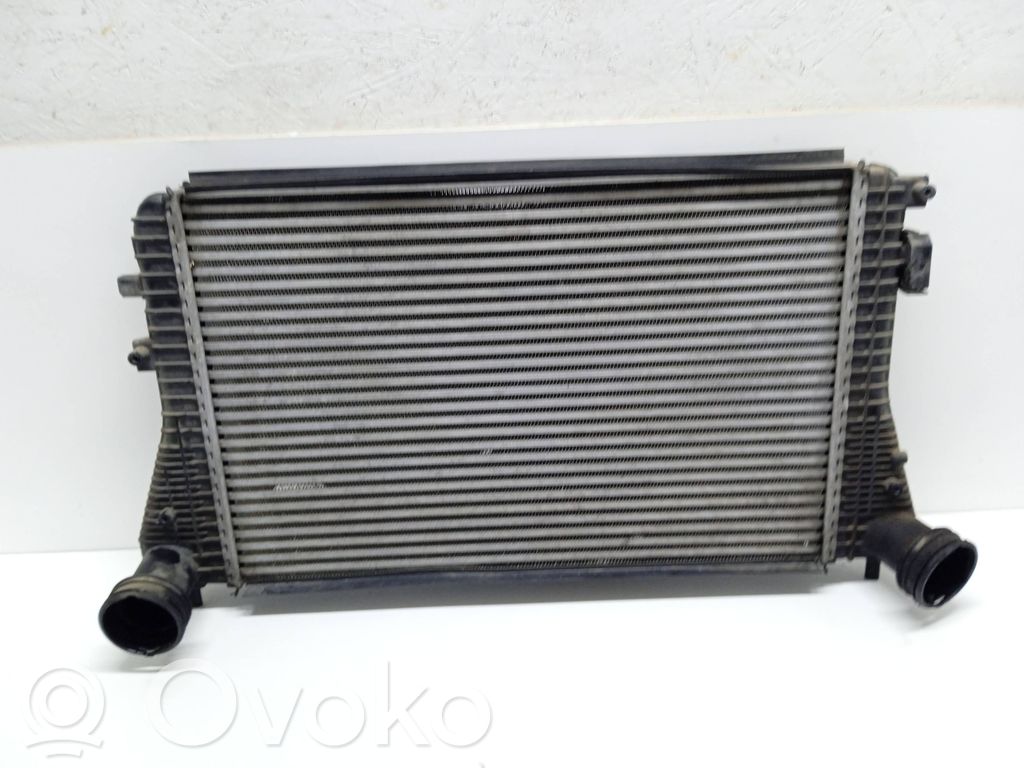 Chłodnica powietrza doładowującego / Intercooler   1K0145803A,B5896,N0775805,1K0145803,1K0145803AF,1K0145803AK,1K0145803AL,1K0145803AS,1K0145803BE,1K0145803BP,1K0145803CD,1K0145803F,1K0145803G,1K0145803H,1K0145803L,1K0145803Q,1K0145803S,1K0145803T,1K0145805G,3C0145803D,3C0145803E,3C0145803F,3C0145805AD,3C0145805AN,3C0145805F,3C0145805G,3C0145805P,3C0145805R,5C0145803A