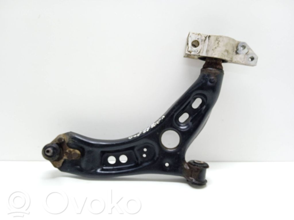 Volkswagen PASSAT B7 Front lower control arm/wishbone 