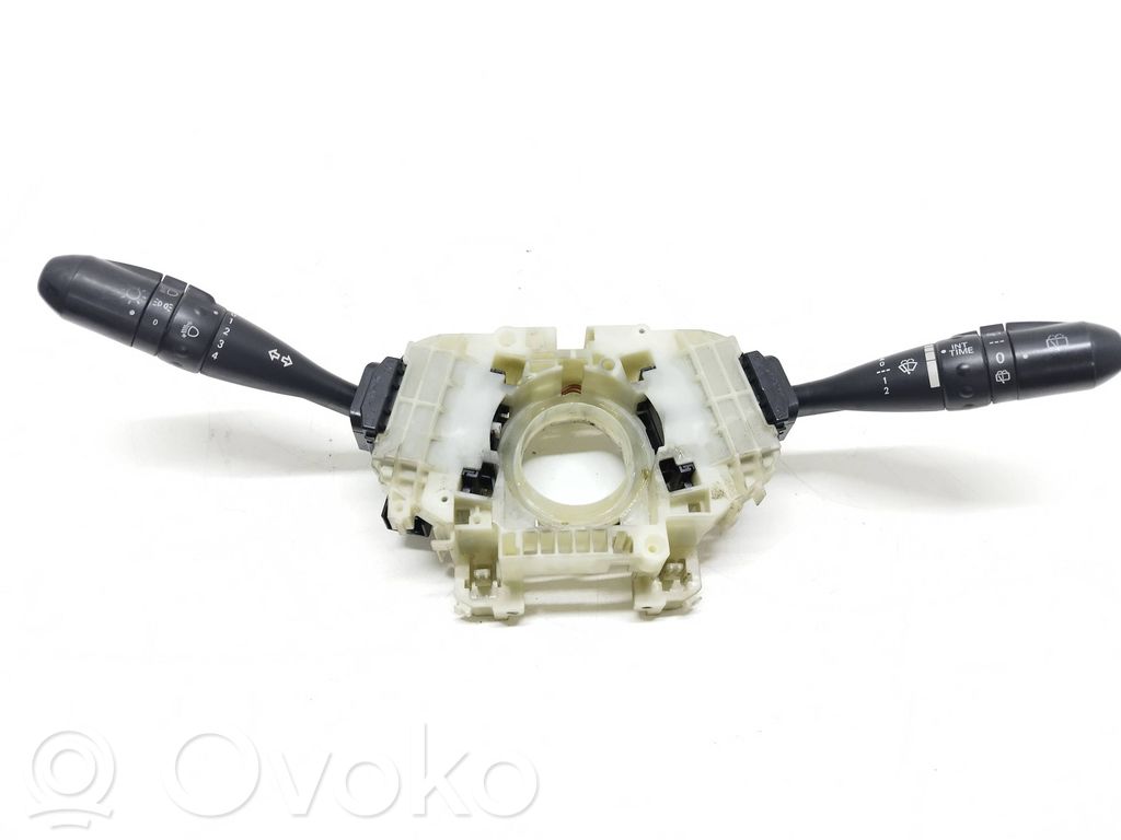 Mitsubishi Colt Bloc semnalizator și ștergător parbriz 