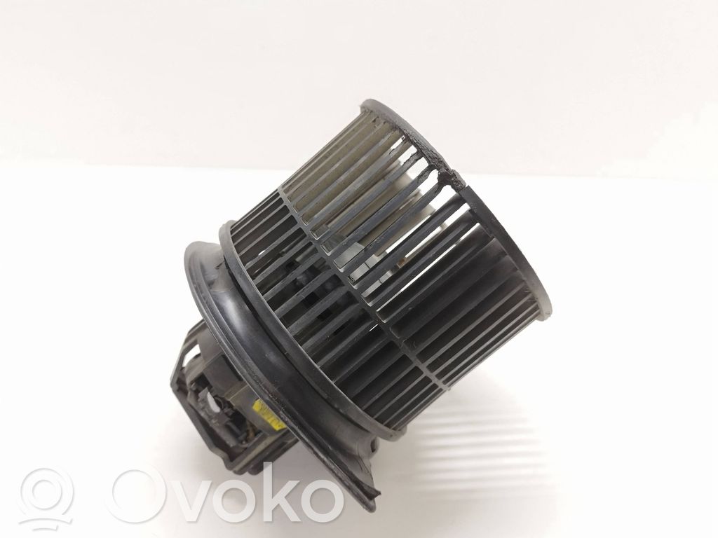 Saab 9-5 Pečiuko ventiliatorius/ putikas 