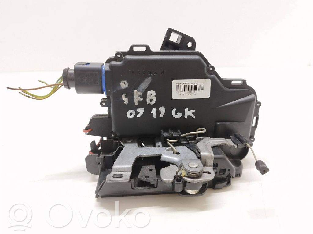 Skoda Fabia Mk2 (5J) Serratura portiera posteriore