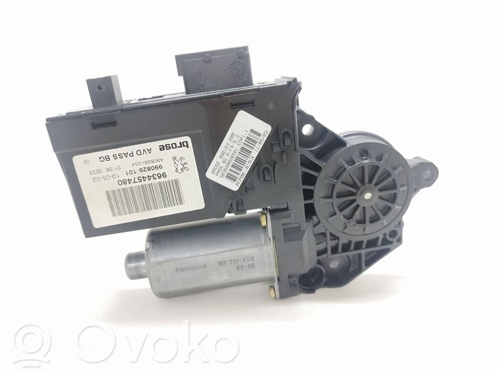 Peugeot 307 Motorino alzacristalli della portiera anteriore