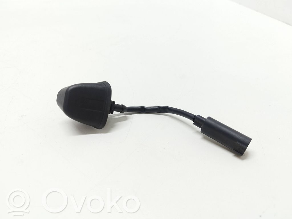 Windshield washer spray nozzle   8365385,1963658,1965162
