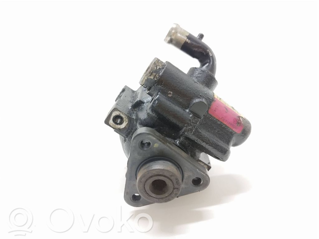 Alfa Romeo 147 Ohjaustehostimen pumppu 