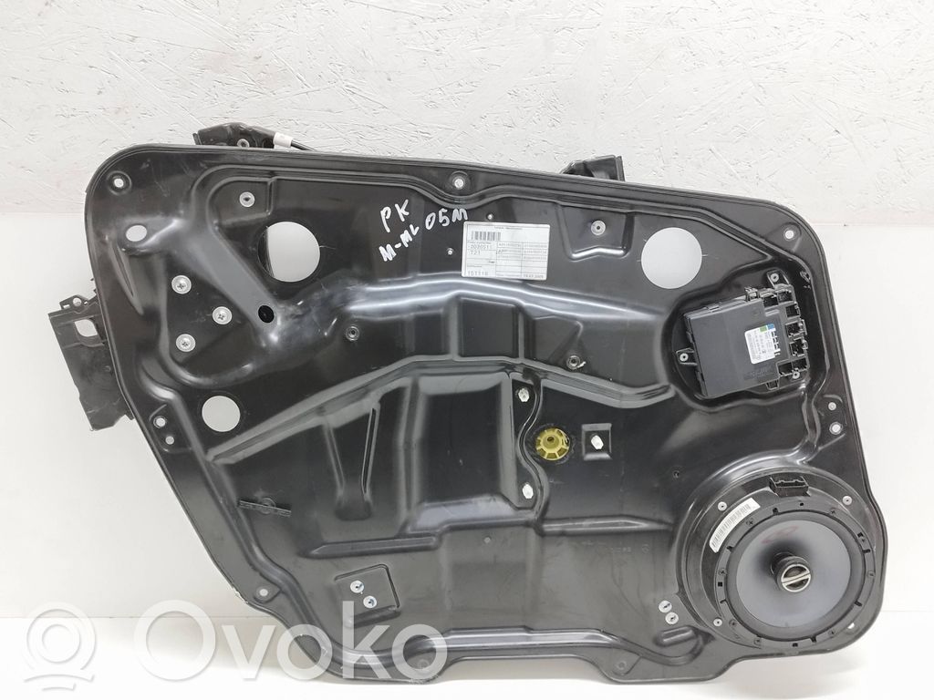 Mercedes-Benz ML W164 Meccanismo di sollevamento del finestrino anteriore senza motorino