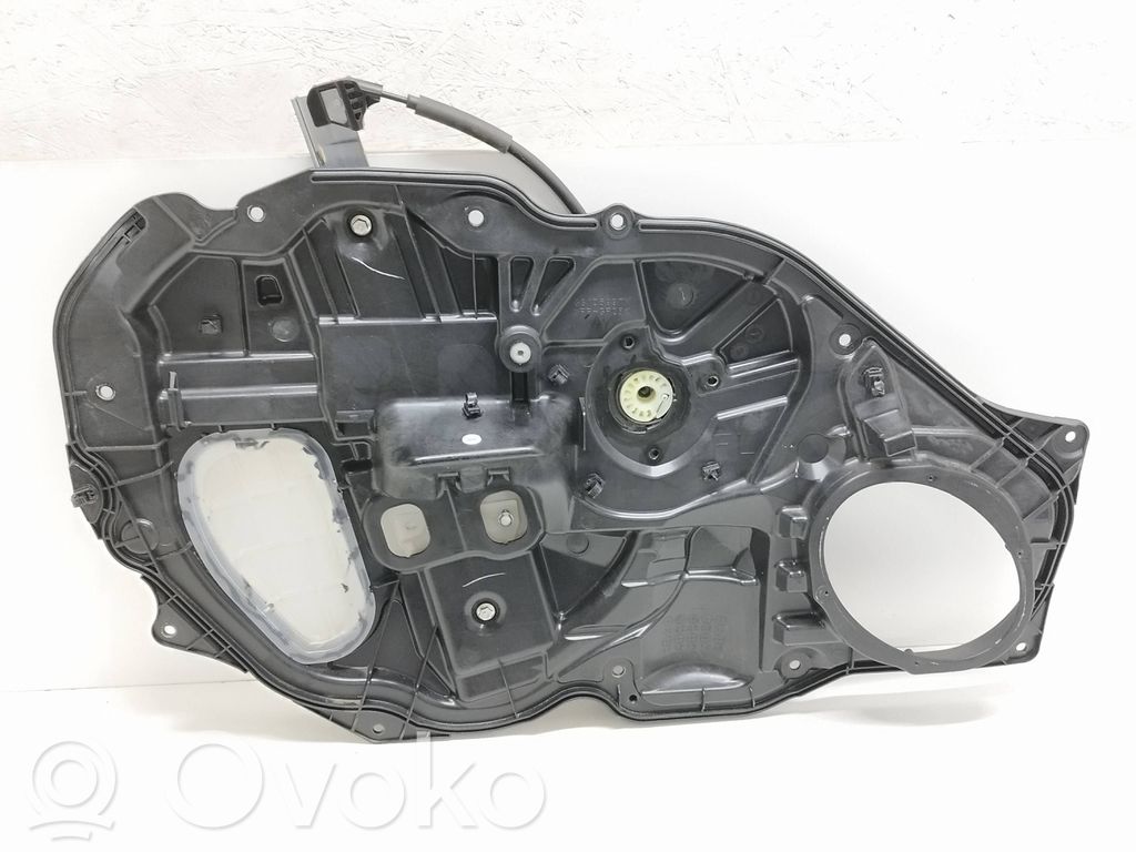 Mazda 6 Mecanismo para subir la puerta delantera sin motor 