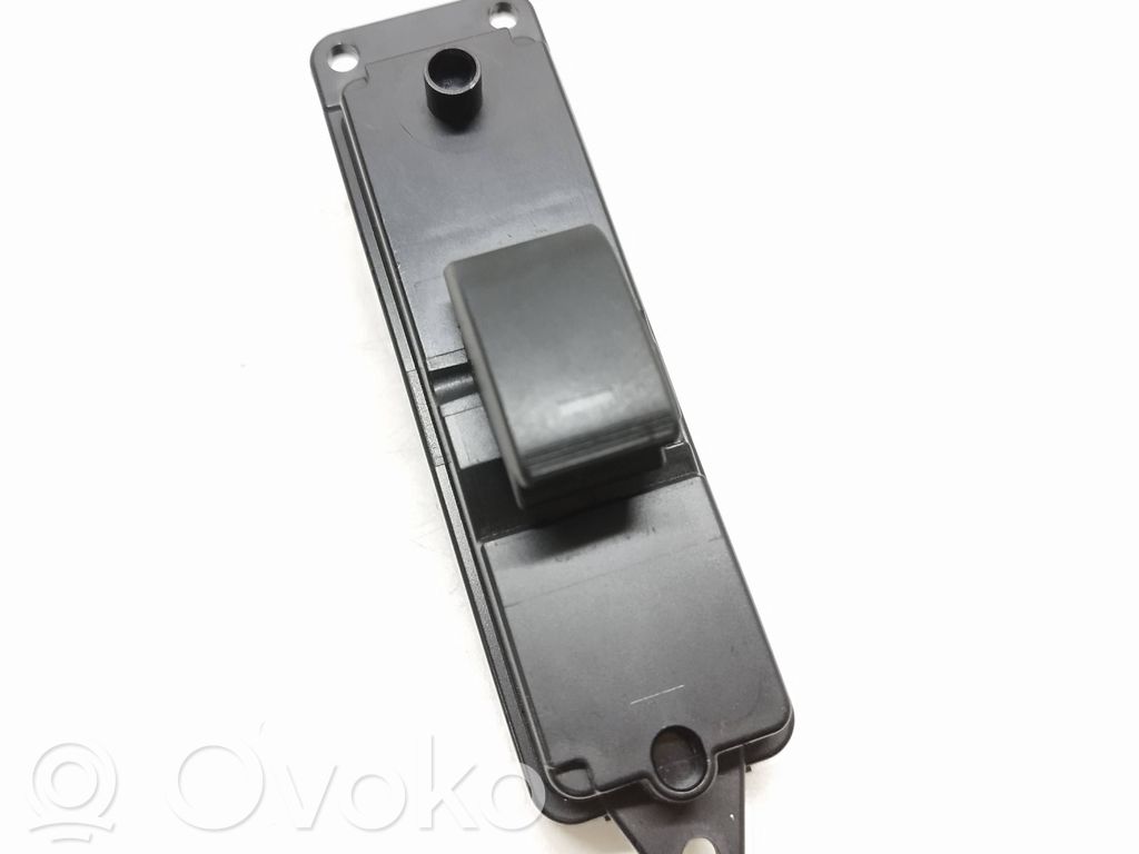 Interruptor del elevalunas eléctrico   GS1D66370,03124600,K1827