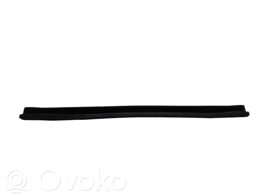 BMW 6 F12 F13 Kattoluukun tiivistekumi 