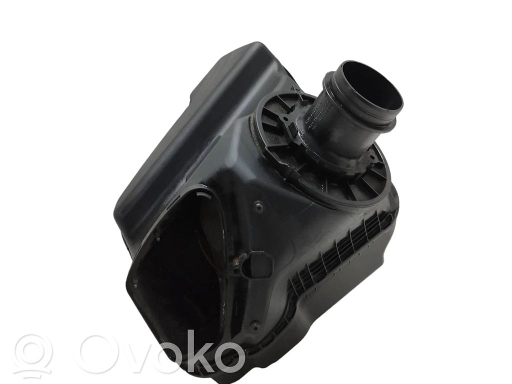 Ilmansuodattimen kotelo   4G0133838E,70376853
