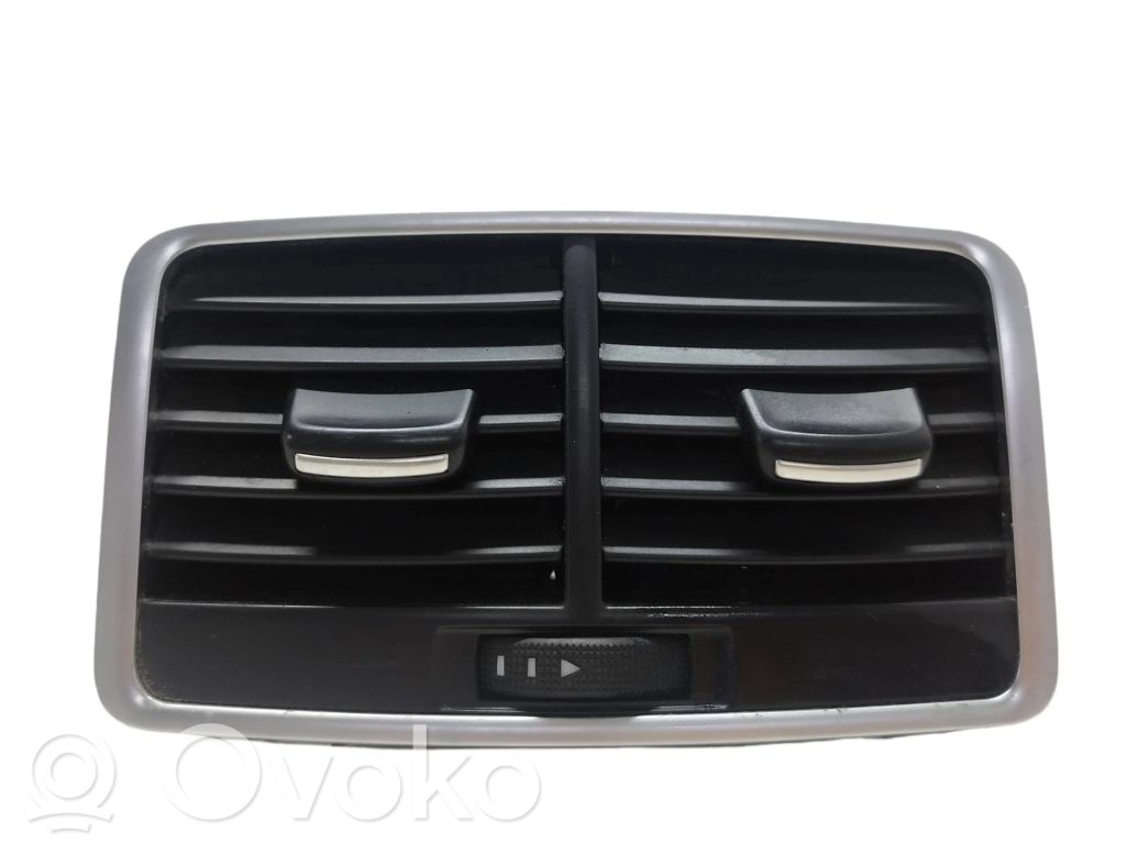 Grilă ventilație centrală   4F0819203C