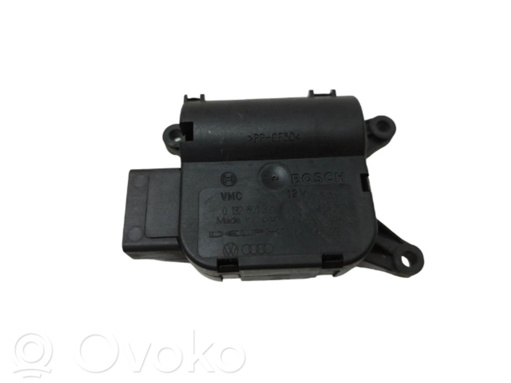 Volkswagen Transporter - Caravelle T5 Motor/actuator clapetă aer 