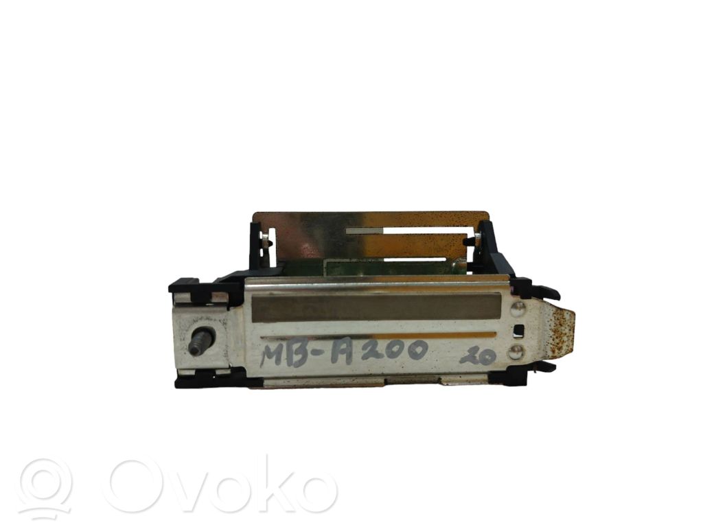 Mercedes-Benz A W177 Amplificateur d'antenne