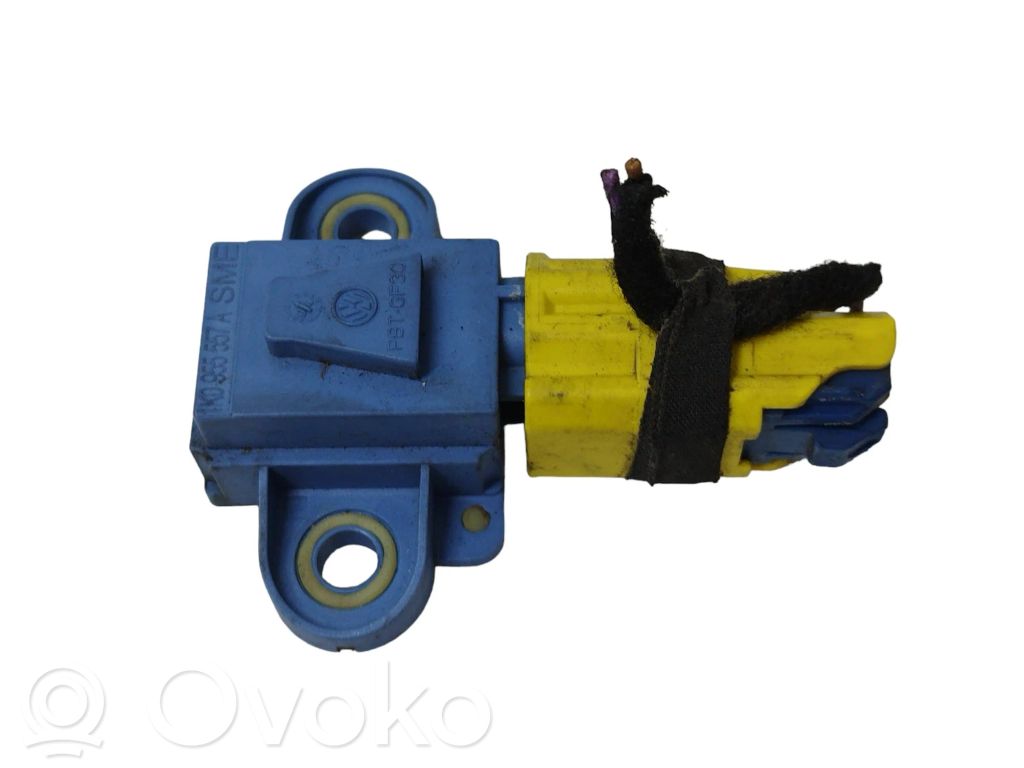 Volkswagen Golf V Senzor impact/declanșare airbag 