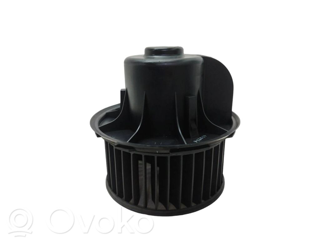 Ventilator aerotermă   7M1819021,95NW18456