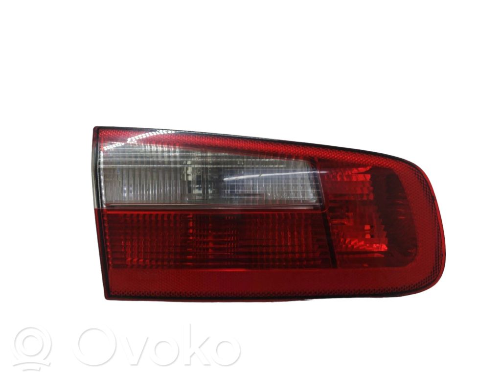 Renault Laguna II Luci posteriori del portellone del bagagliaio