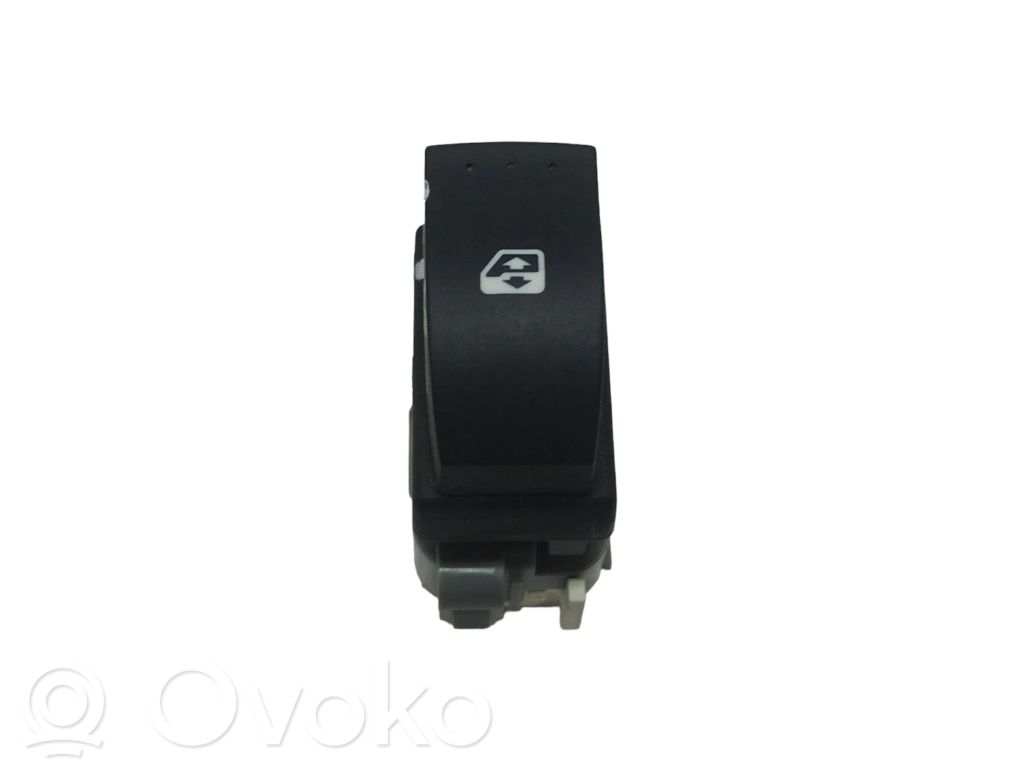 Electric window control switch   220510G,28082