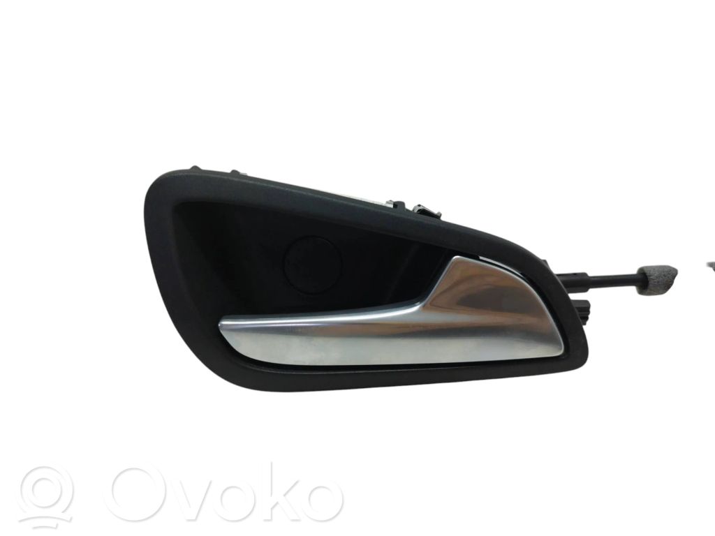 Ford Focus Front door interior handle 