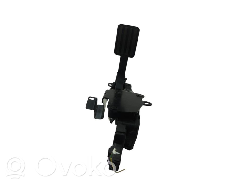 Peugeot 5008 Accelerator throttle pedal 