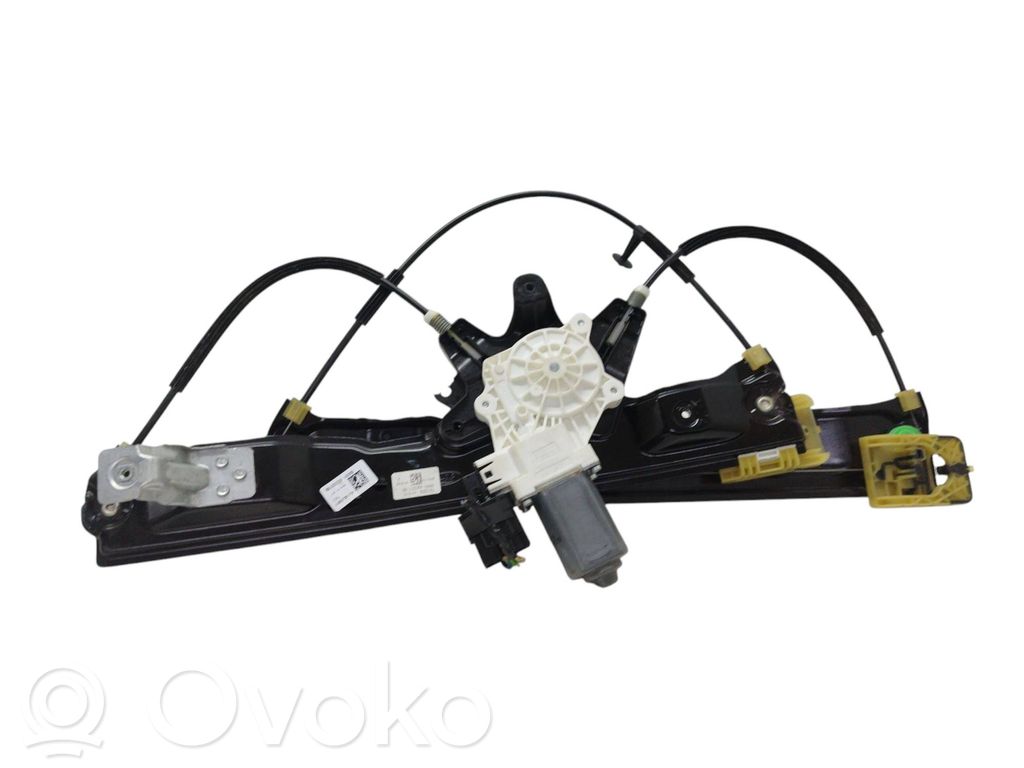 Ford Focus Regulador de puerta delantera con motor 