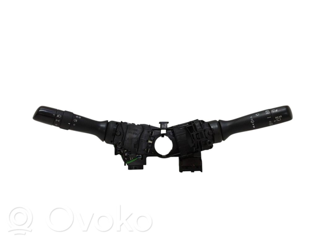 Toyota Verso-S Wiper turn signal indicator stalk/switch 