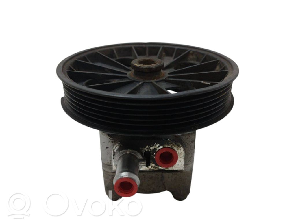 Volvo V70 Ohjaustehostimen pumppu 