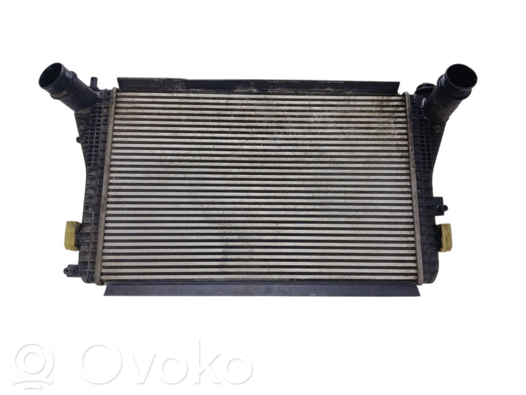 Volkswagen PASSAT B7 Radiator intercooler