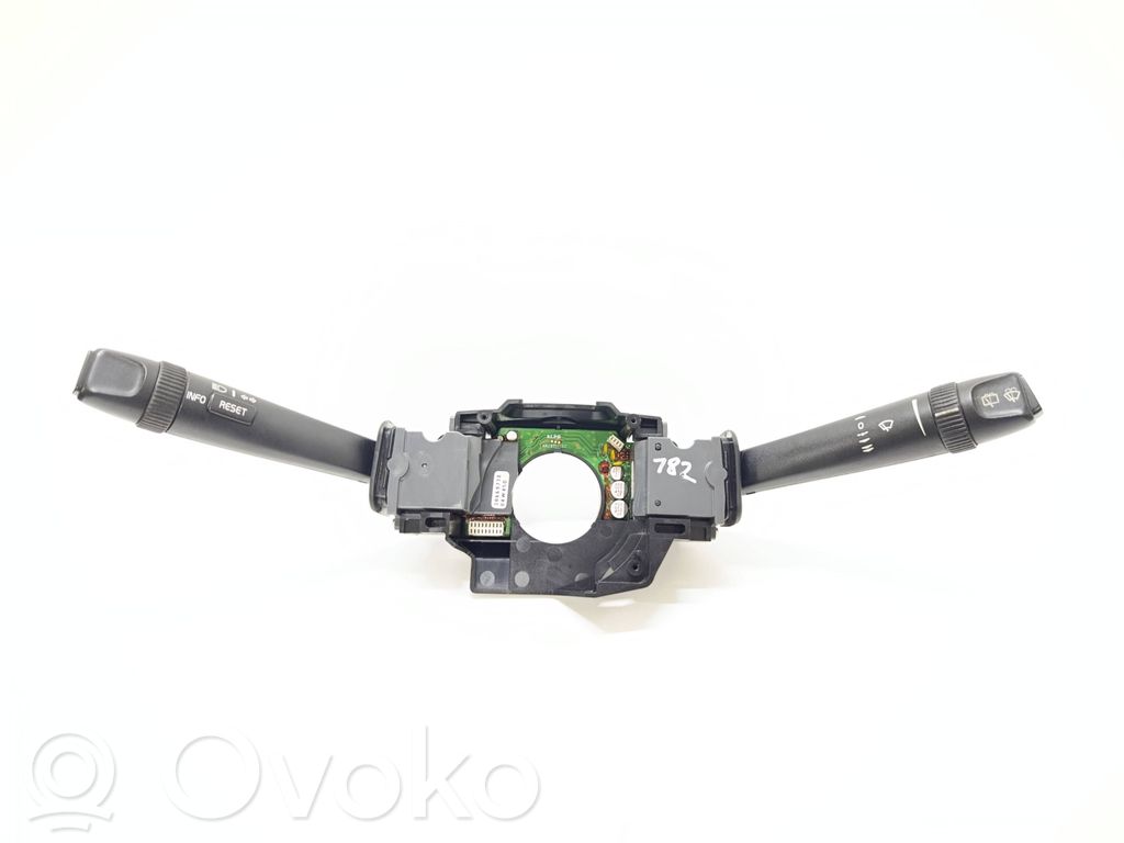 Volvo V70 Bloc semnalizator și ștergător parbriz 