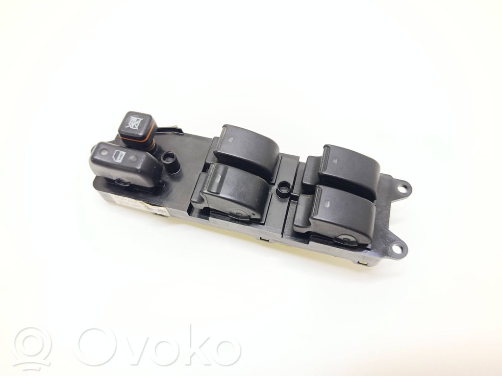 Przyciski szyb   8482005100,37168A61A05