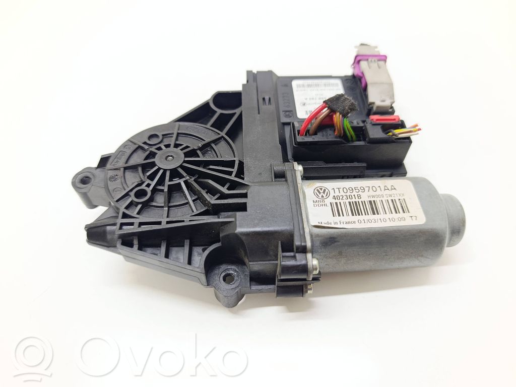 Skoda Octavia Mk2 (1Z) Silnik regulatora szyby drzwi przednich 