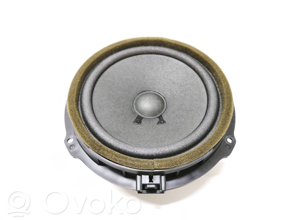 Difuzor ușă față   AA6T18808AA