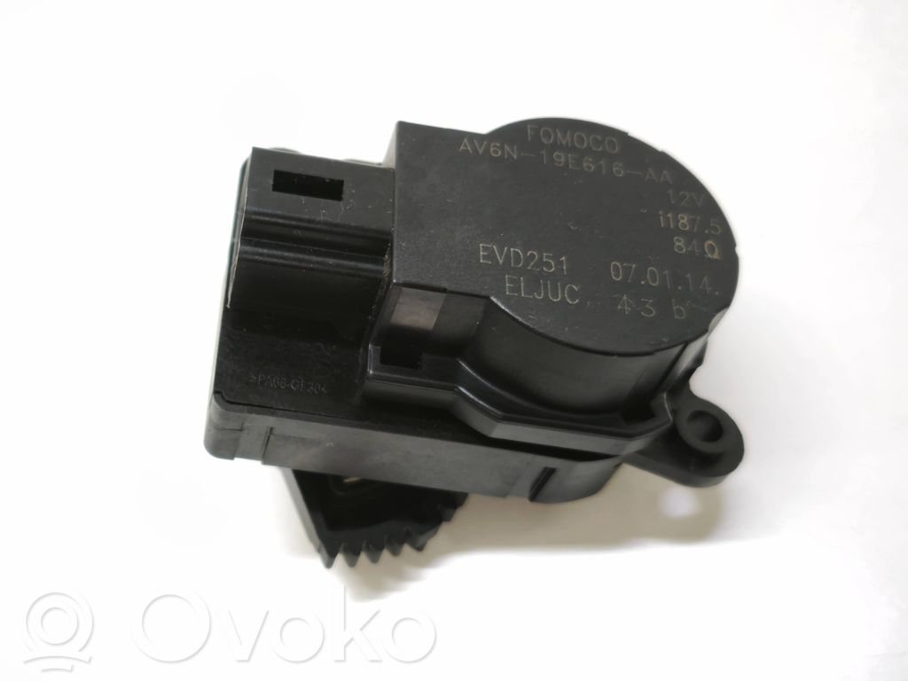 Motor/actuator clapetă aer   AV6N19E616AA