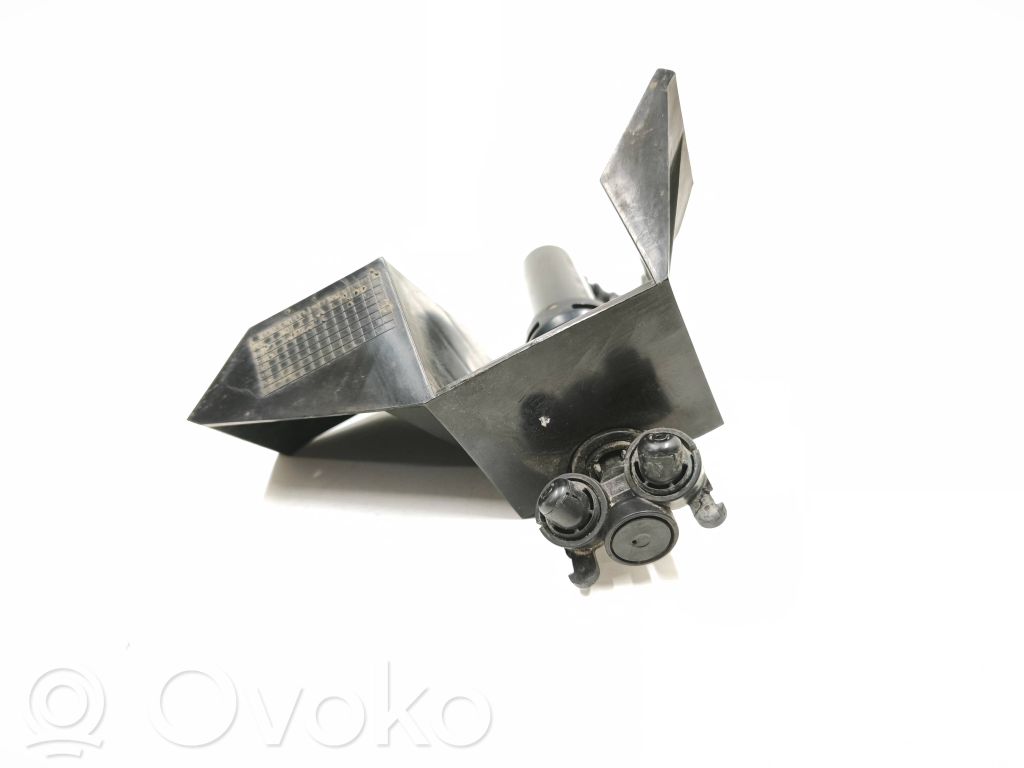 Dysza spryskiwacza lampy przedniej   286712P000