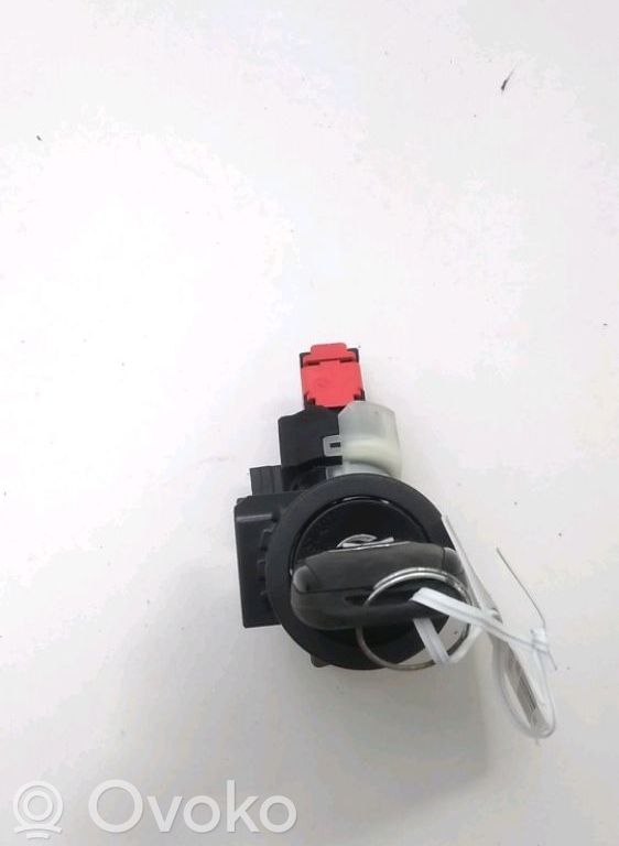 Ohjauspyörän lukitus   487006708R