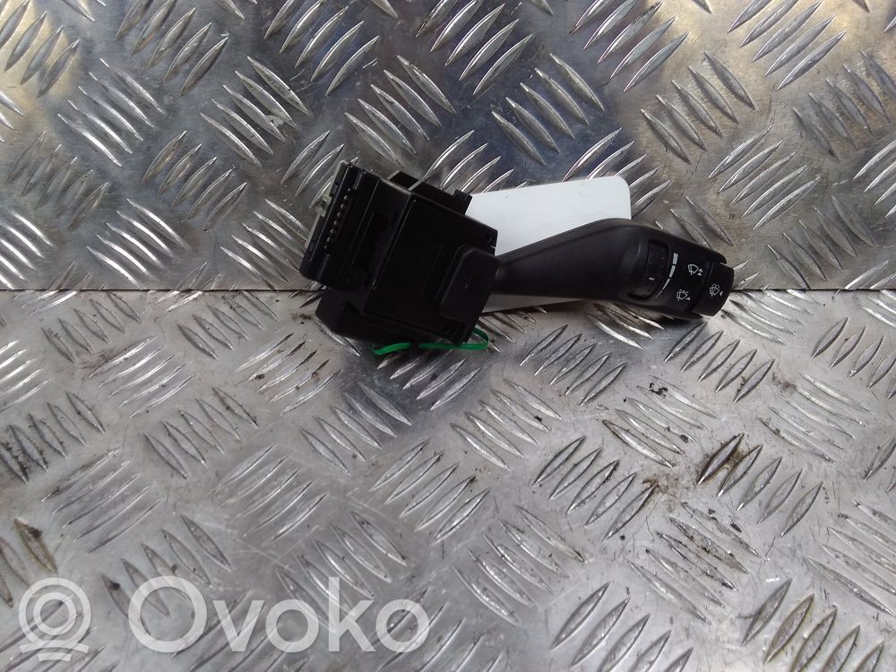 Pyyhkijän vipu   1350067