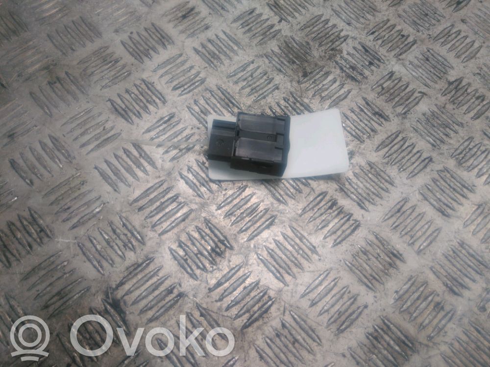Citroen Xsara Picasso Manetă semnalizator 