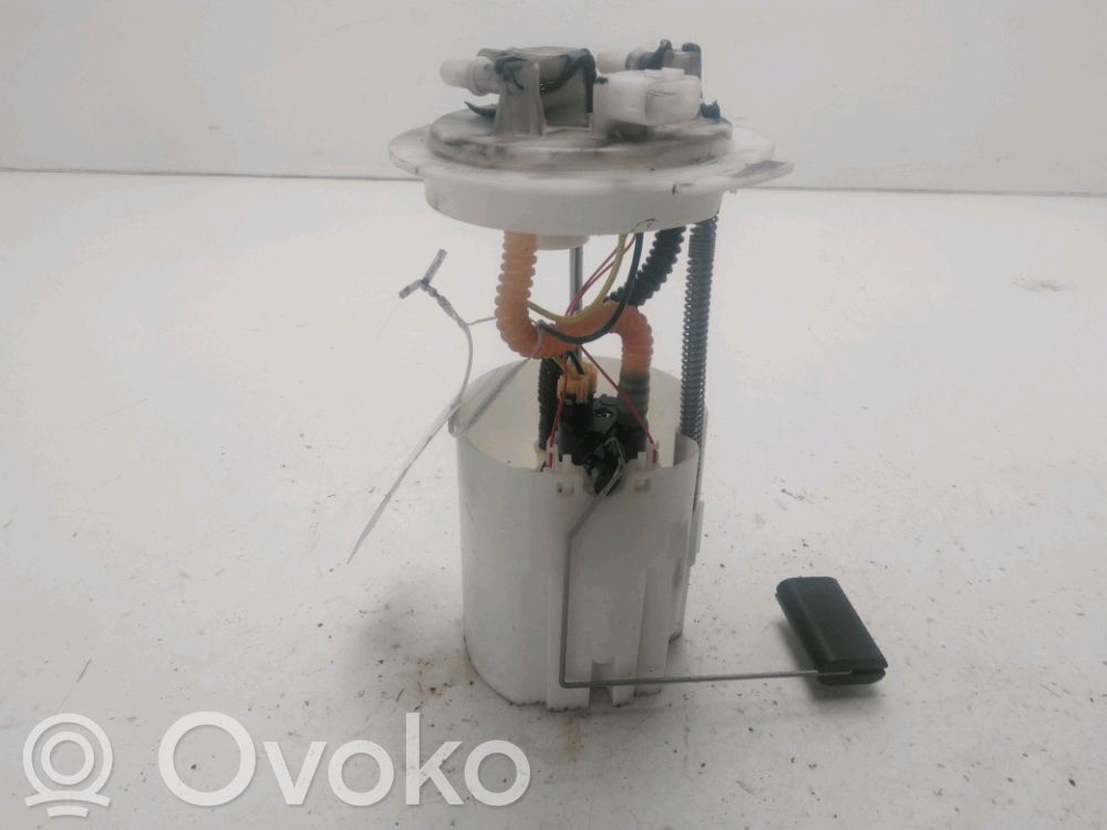 Nissan Note (E12) Pompe à carburant 