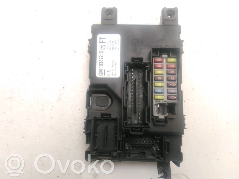 Opel Corsa D Fuse module 