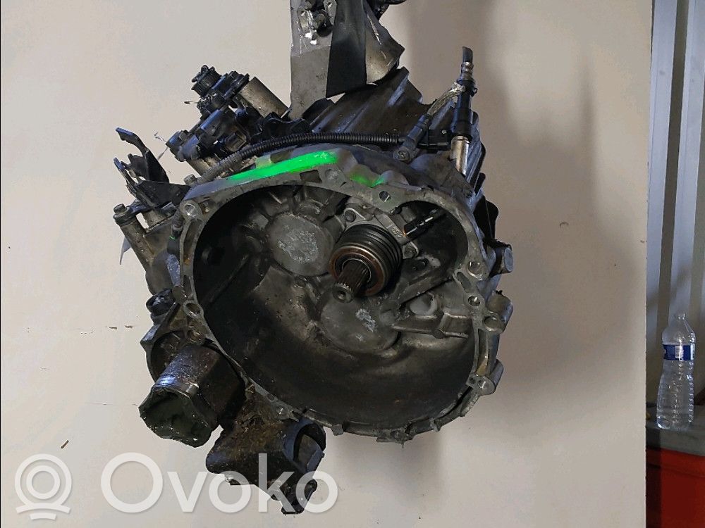 KIA Carens III Manual 6 speed gearbox 