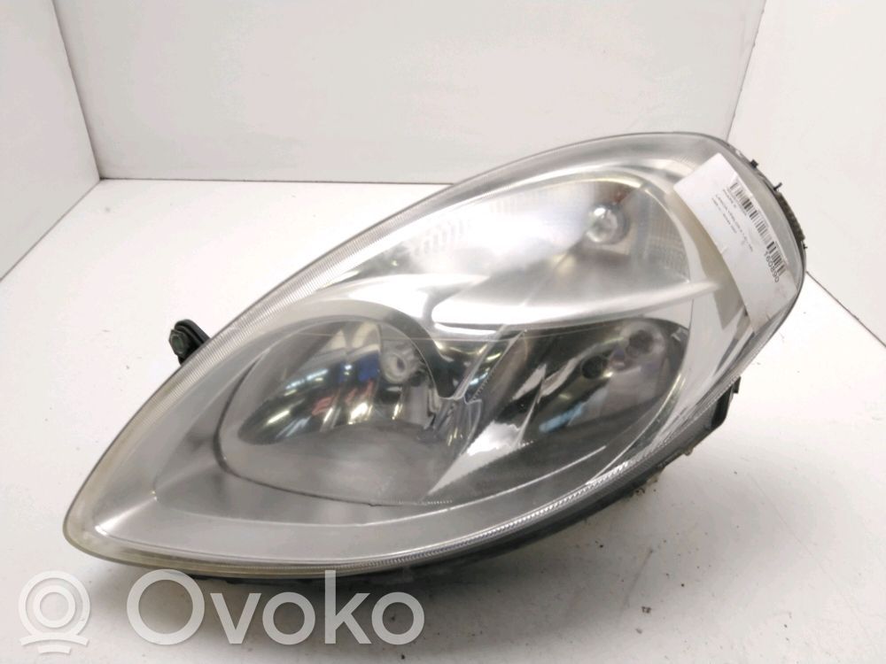 Lancia Ypsilon Faro/fanale 