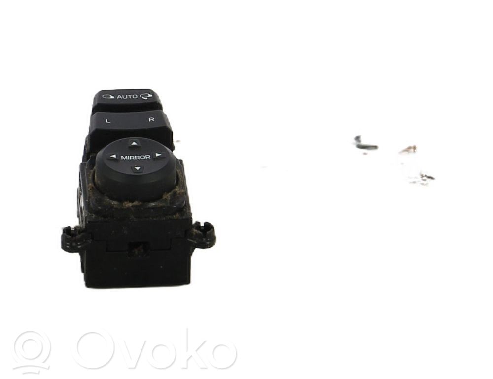 Hyundai Tucson TL Przycisk regulacji lusterek bocznych 