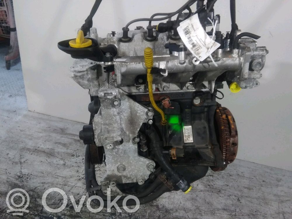 Engine   8201437315