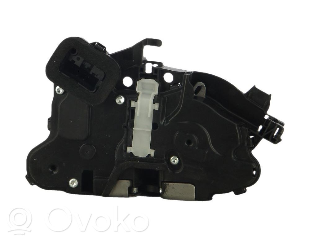 Volkswagen Polo VI Serratura portiera anteriore 