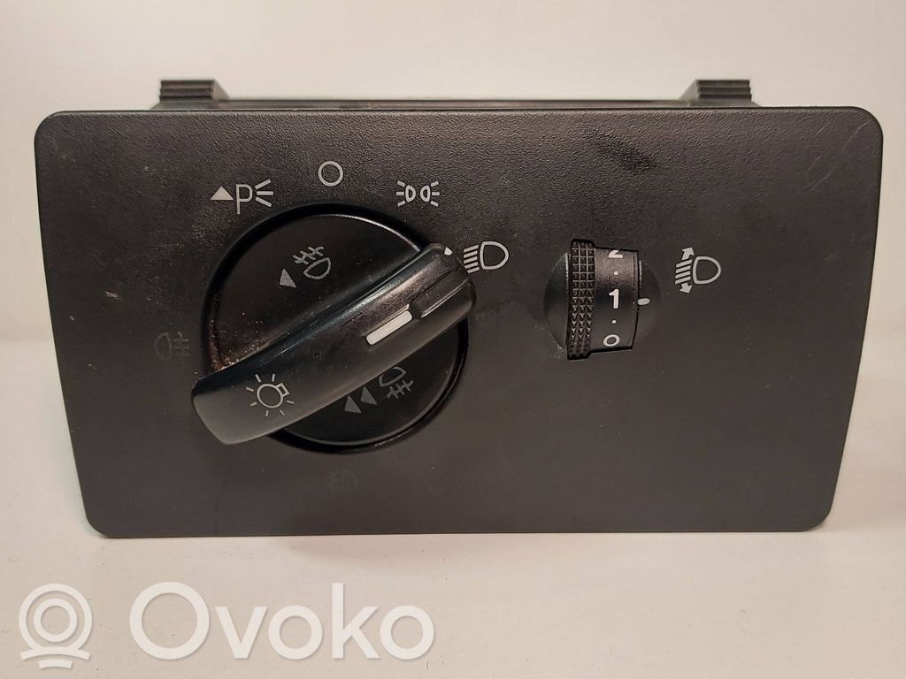 Ford Mondeo Mk III Light switch 