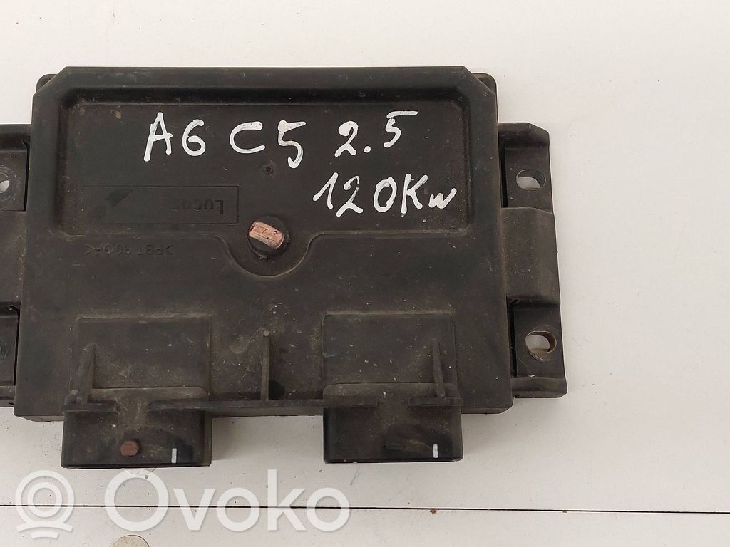 Audi A6 S6 C5 4B Variklio valdymo blokas 