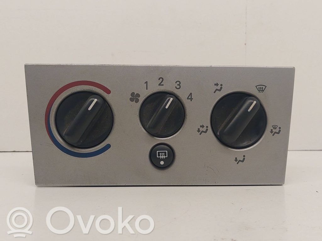 Opel Meriva A Climate control unit 