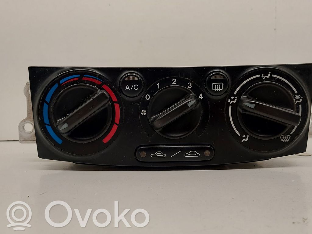 Mazda MPV Climate control unit 
